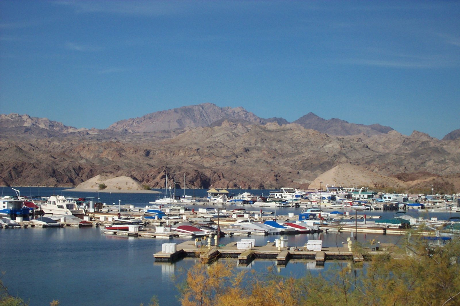 The marina at Katherine Landing on Lake Mohave, November 2003