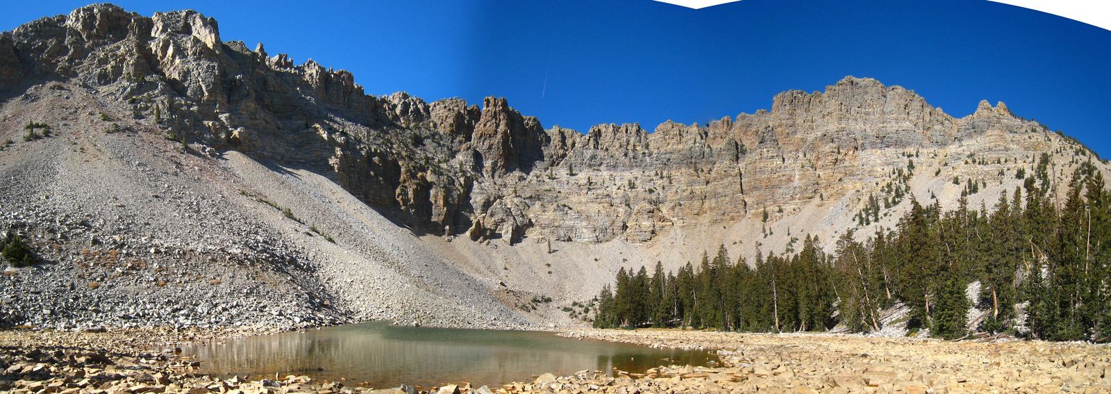 Baker Lake, the destination of the Baker Lakes Loop Trail that starts near the campground