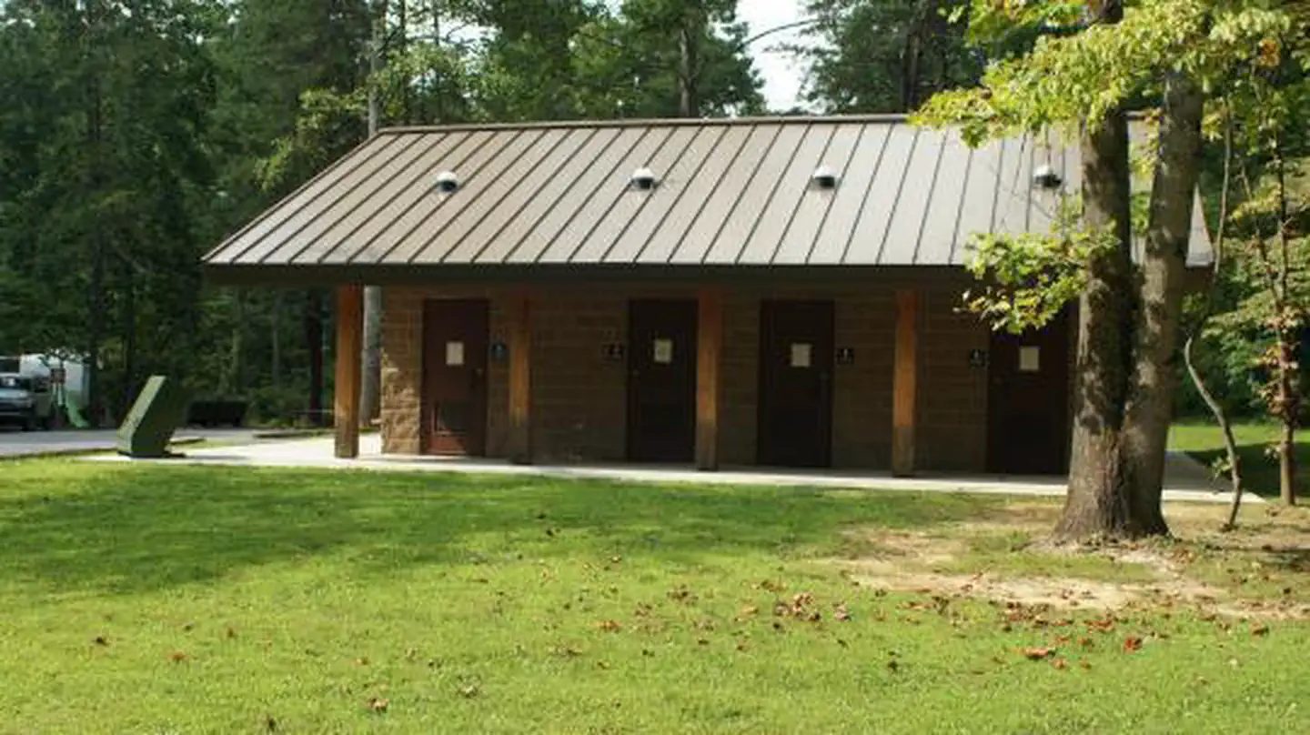 Little Oak Recreation Area Bathhouse