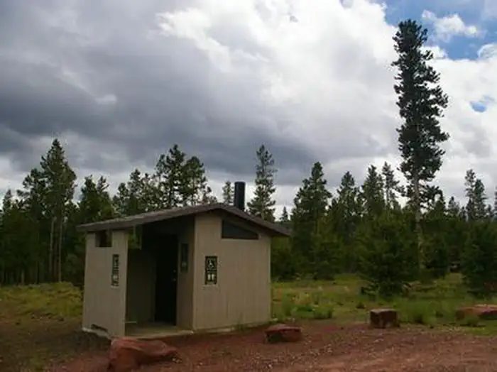 Browne Lake Campground