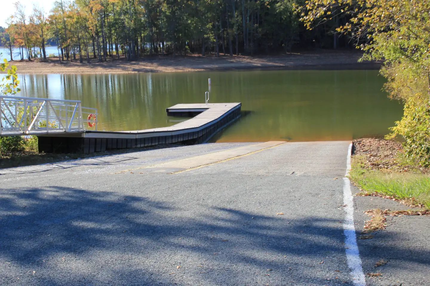 Welcome to Longwood Boat Ramp! The boat ramp is located outside of the campground. Always remember to WEAR YOUR LIFEJACKET!